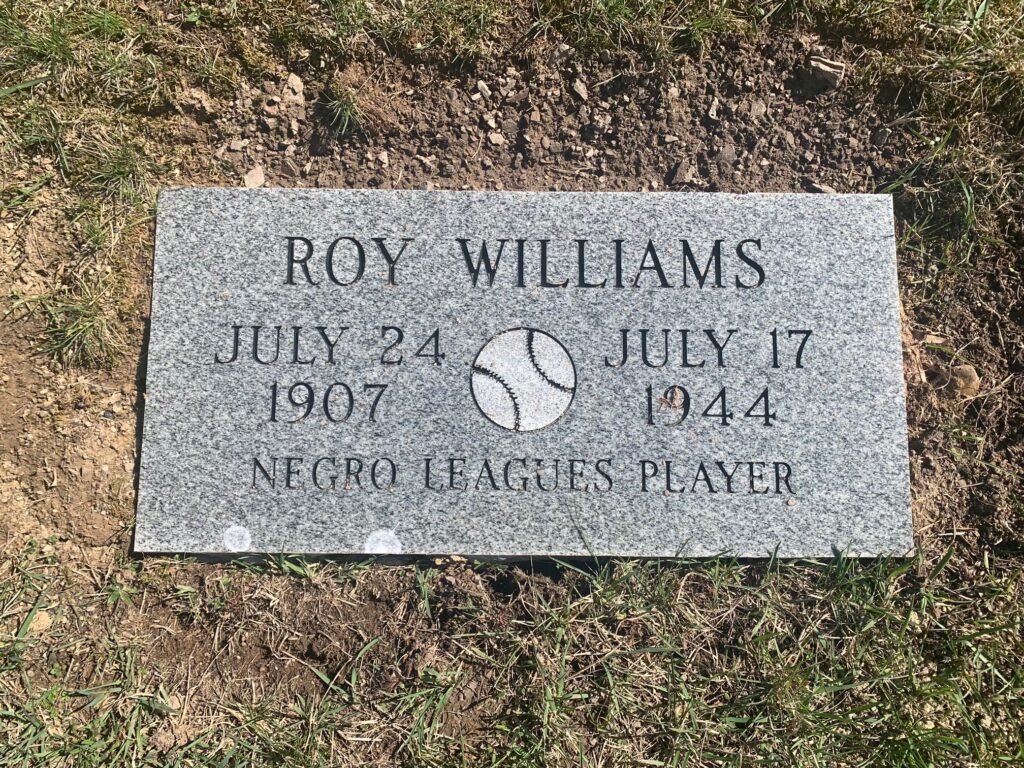 Photo of gravemarker of Negro Leagues baseball player Roy Williams