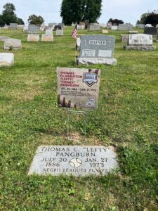 Photo showing the area surrounding Thomas Pangburn's gravemarkers